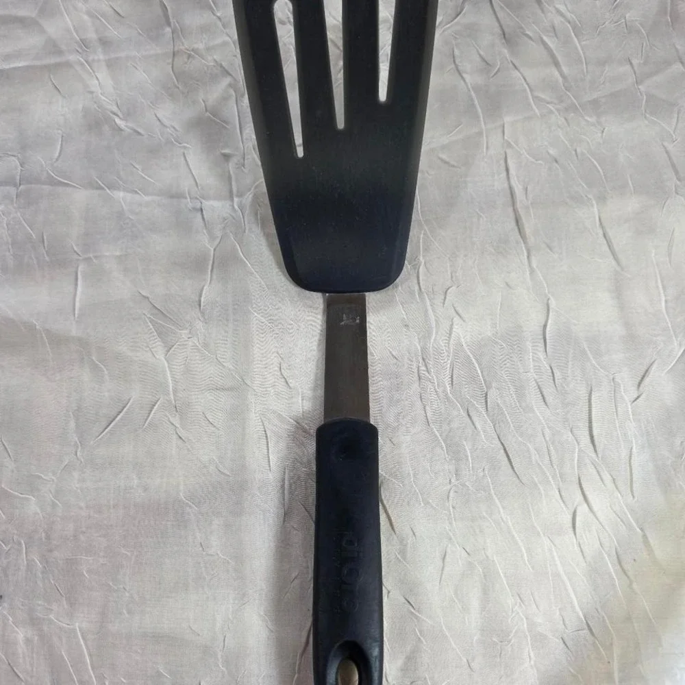 Di Oro Living Chef Series Silicone Turner Spatula Black Heat Resistant 600F